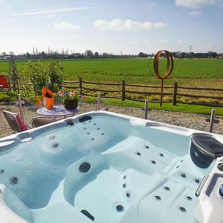 Air Maison - The Cow Shed Wow Factor Countryside Retreat Westbourne  ภายนอก รูปภาพ