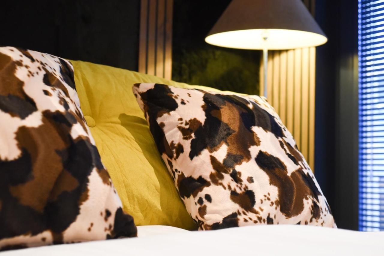 Air Maison - The Cow Shed Wow Factor Countryside Retreat Westbourne  ภายนอก รูปภาพ