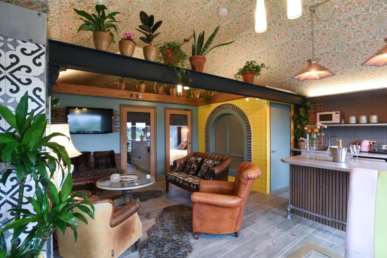 Air Maison - The Cow Shed Wow Factor Countryside Retreat Westbourne  ภายนอก รูปภาพ