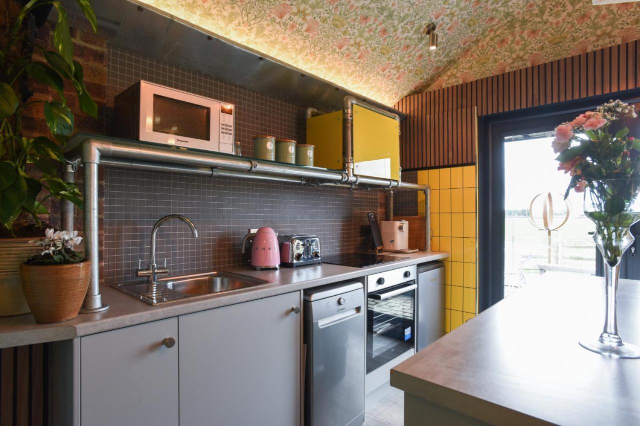Air Maison - The Cow Shed Wow Factor Countryside Retreat Westbourne  ภายนอก รูปภาพ