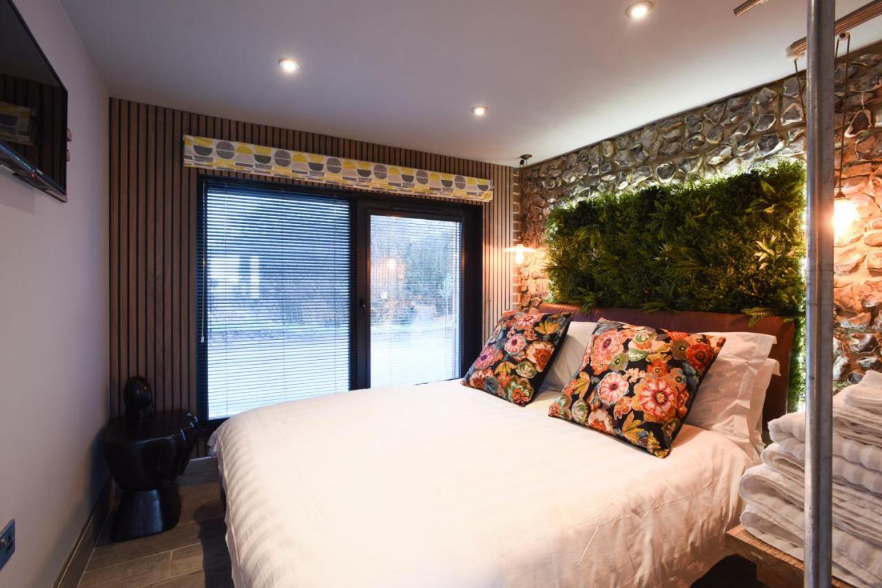 Air Maison - The Cow Shed Wow Factor Countryside Retreat Westbourne  ภายนอก รูปภาพ